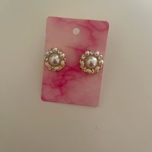 Small flower Earring